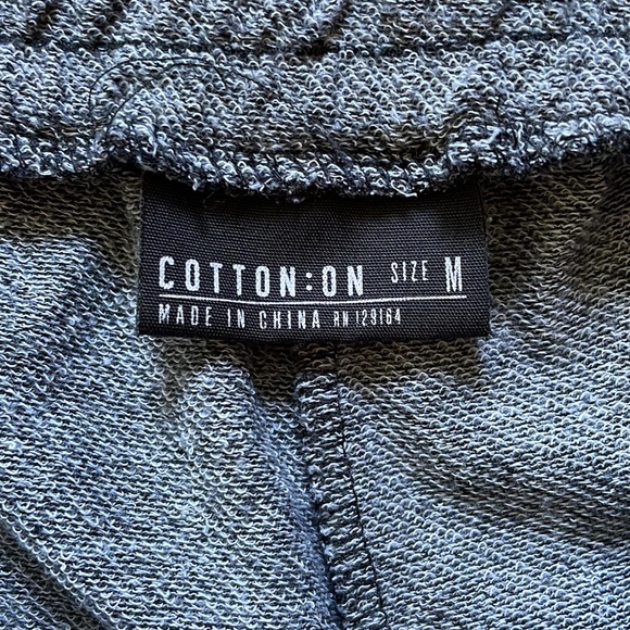 Shorty shorts - Picture 3 of 3